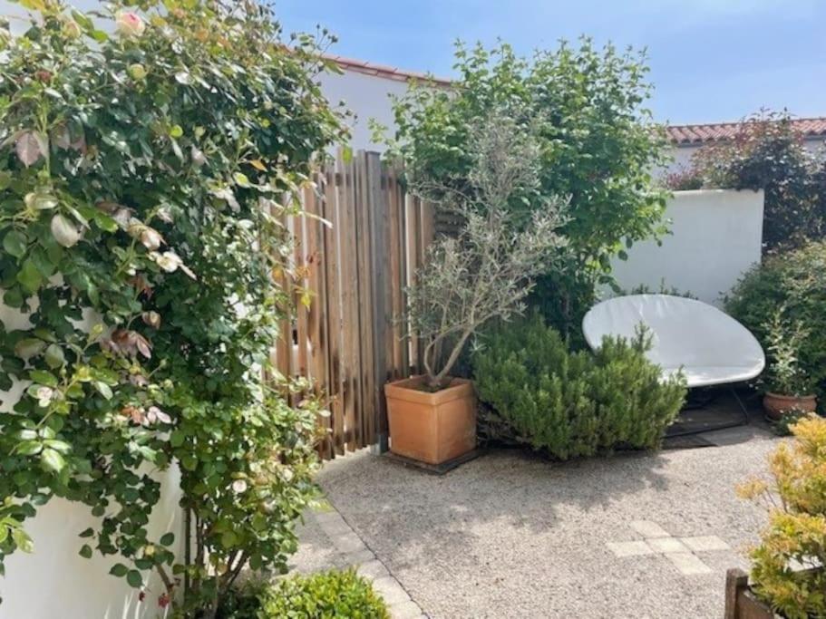 Maison De Vacances La Flotte 00491Ui ภายนอก รูปภาพ