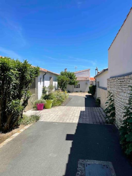 Maison De Vacances La Flotte 00491Ui ภายนอก รูปภาพ