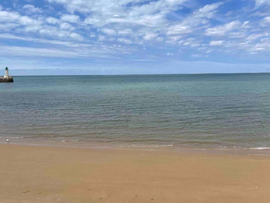 Maison De Vacances La Flotte 00491Ui ภายนอก รูปภาพ