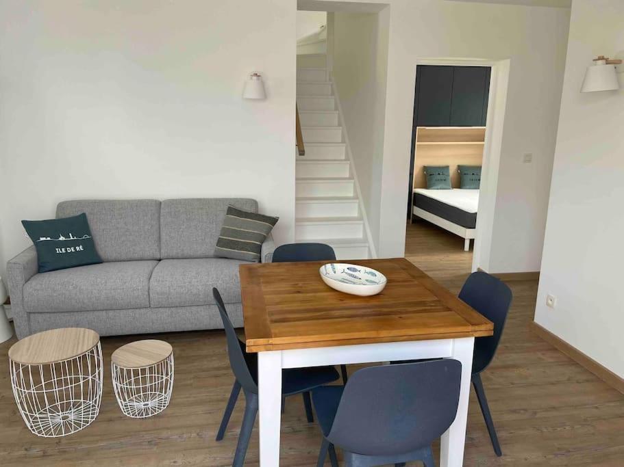 Maison De Vacances La Flotte 00491Ui ภายนอก รูปภาพ