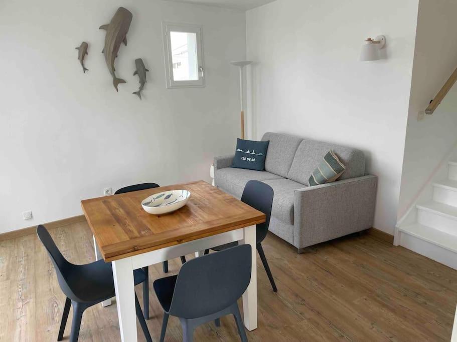 Maison De Vacances La Flotte 00491Ui ภายนอก รูปภาพ
